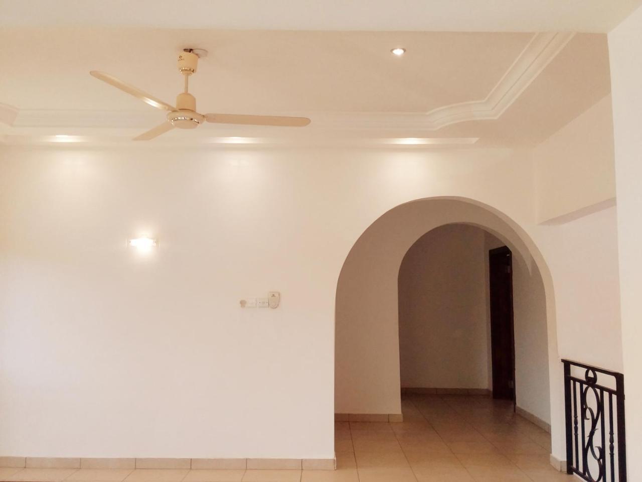 Sandpark Place, West Hills Mile 11 エクステリア 写真